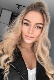 Фотография номер 2 - Алина, 21 год