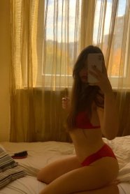 Фотография номер 2 - Эмили, 19 лет