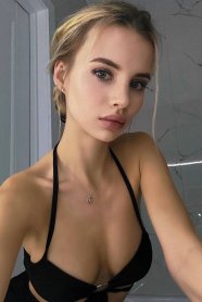Фотография номер 2 - Эмма, 19 лет