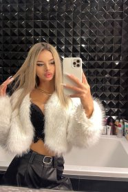 Фотография номер 4 - Надюша, 20 лет