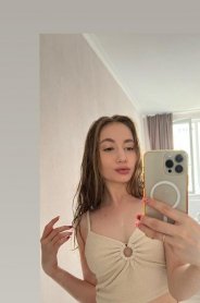 Фотография номер 3 - Джована, 18 лет