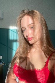 Фотография номер 2 - Марьяна, 20 лет