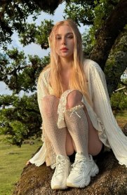 Фотография номер 2 - Марина, 23 года